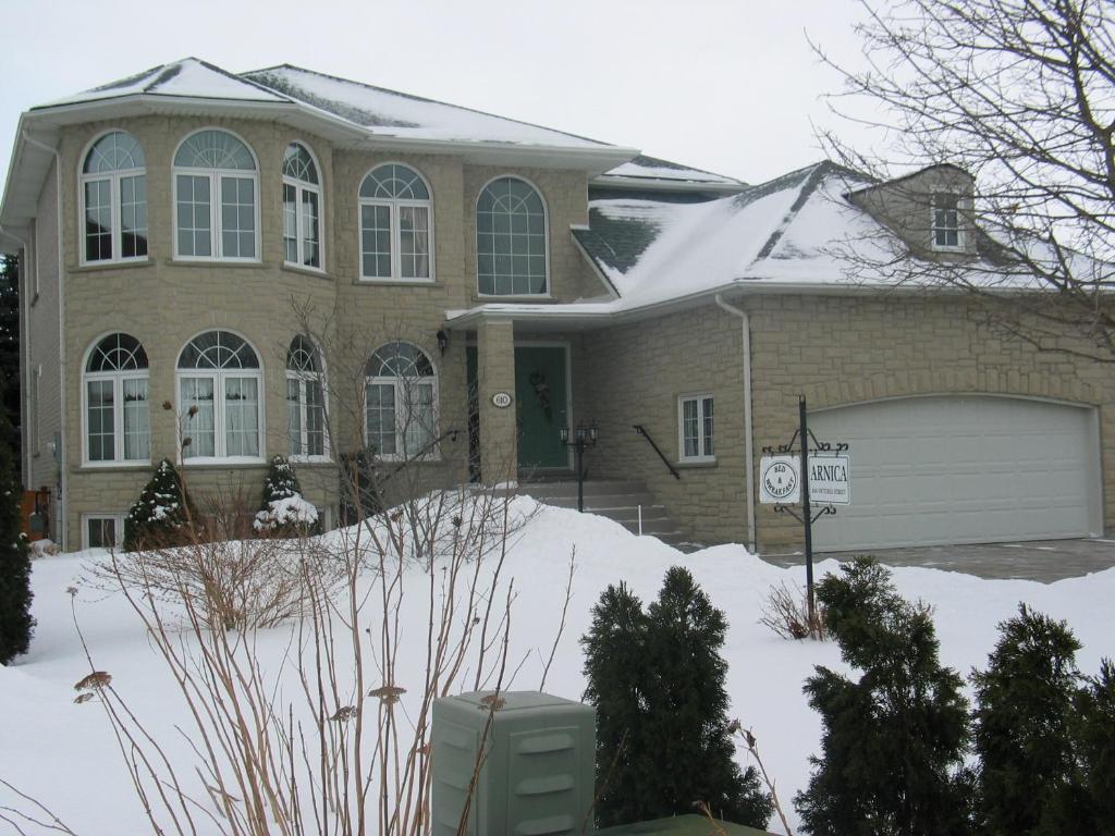مبيت وإفطار Niagara-on-the-Lake Arnica Bed & Breakfast المظهر الخارجي الصورة